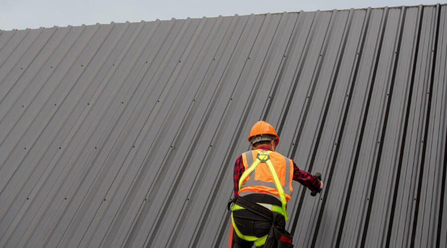 Professional gutter cleaning in Adamstown, PA